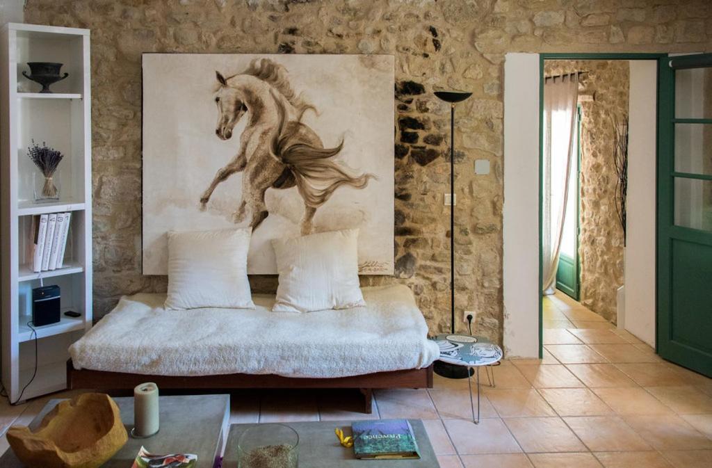 Bed and Breakfast La Belugue Beaumont-de-Pertuis Экстерьер фото